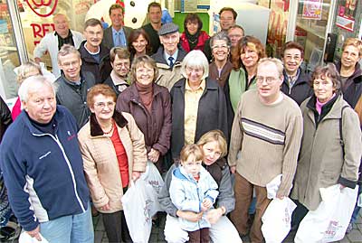 Das Team von Hanses Elektro hielt 30 Weihnachtsgänse bereit