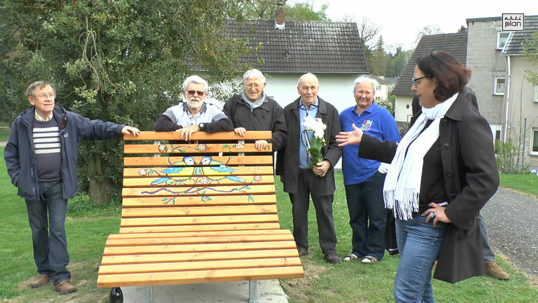 Neue Ruhebank im Rosengarten Sinzig - der Film