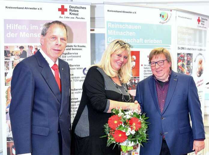 DRK-Kreispräsident verabschiedet Heidemarie Zierler-Schmidt in den Ruhestand