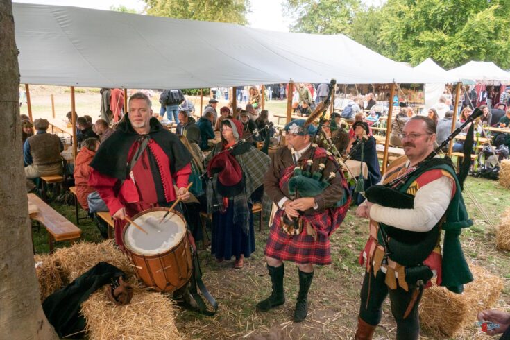 Unkenpfuhl mit Freddy the Piper