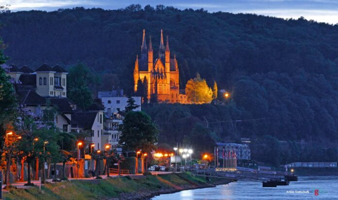Apollinariskirche Abendstimmung Foto: Achim Gottschalk, allgrafics