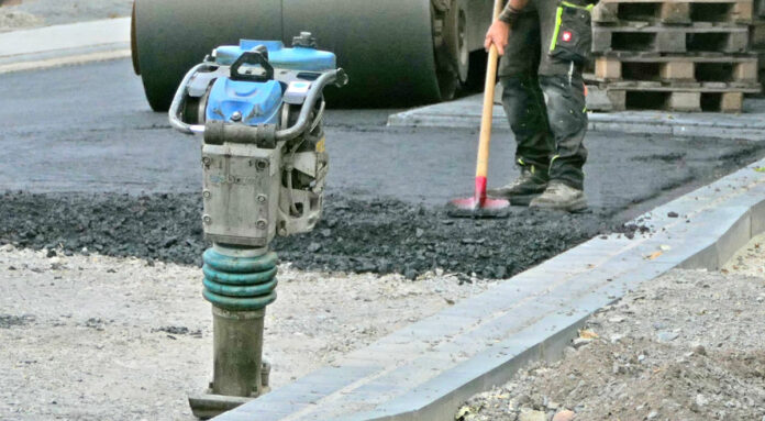 Baustelle Teerarbeiten