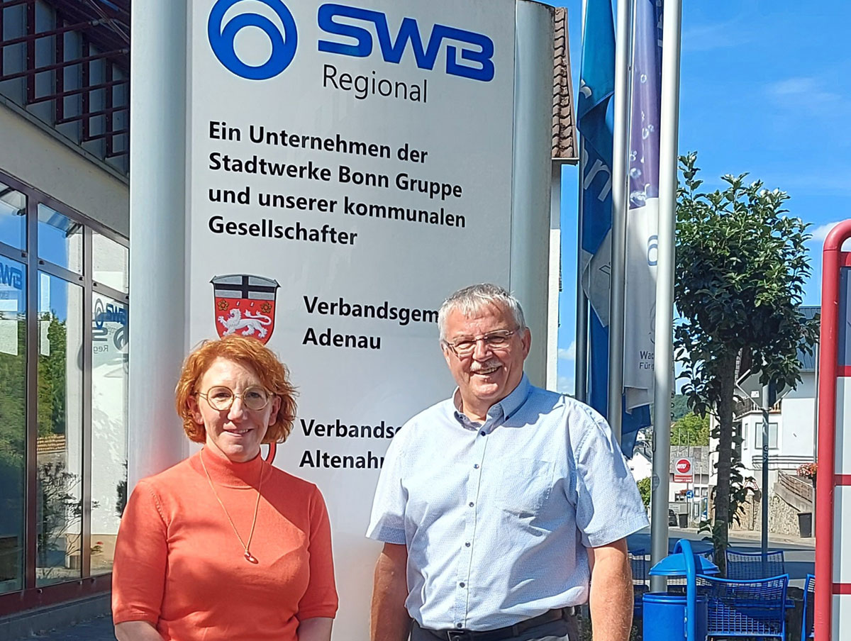 SPD MdL Susanne Müller mit Theo Waerder, Werkleiter des Zweckverbandes Wasserversorgung Eifel-Ahr