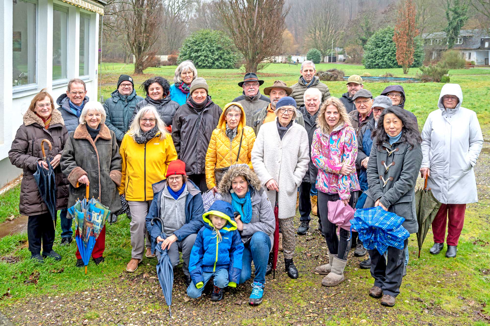 Anwohner, die befürchten, dass das Hochwasser bei einer neuerlichen Flutkatastrophe in ihren Häusern noch höher steigt und noch größere Schäden anrichtet, sollten die Pläne zur Kurpark-Bebauung verwirklicht werden