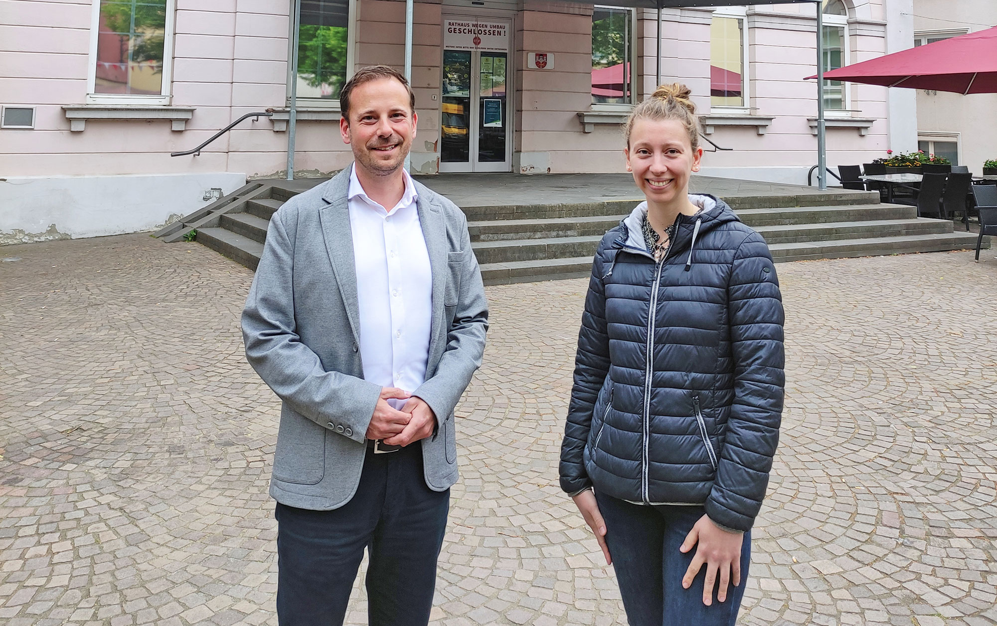 Bürgermeister Björn Ingendahl und Friederike Schumacher