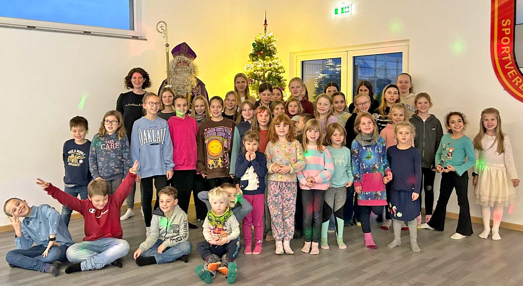 Kindergarde Kripp mit Nikolaus