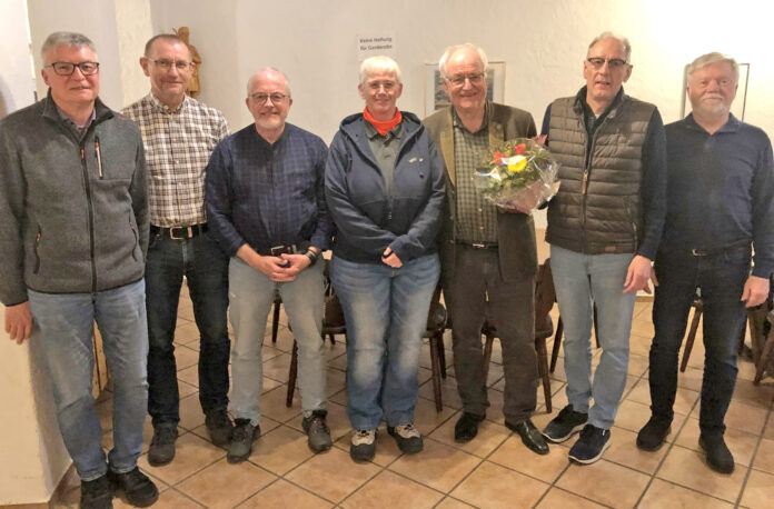 Berthold Nechterschen, Markus Isenhöfer, Henry Klar, Susann Pohlmann, Paul Heinemann, Karl-Heinz Arzdorf, Joachim Fiege (v.l.).