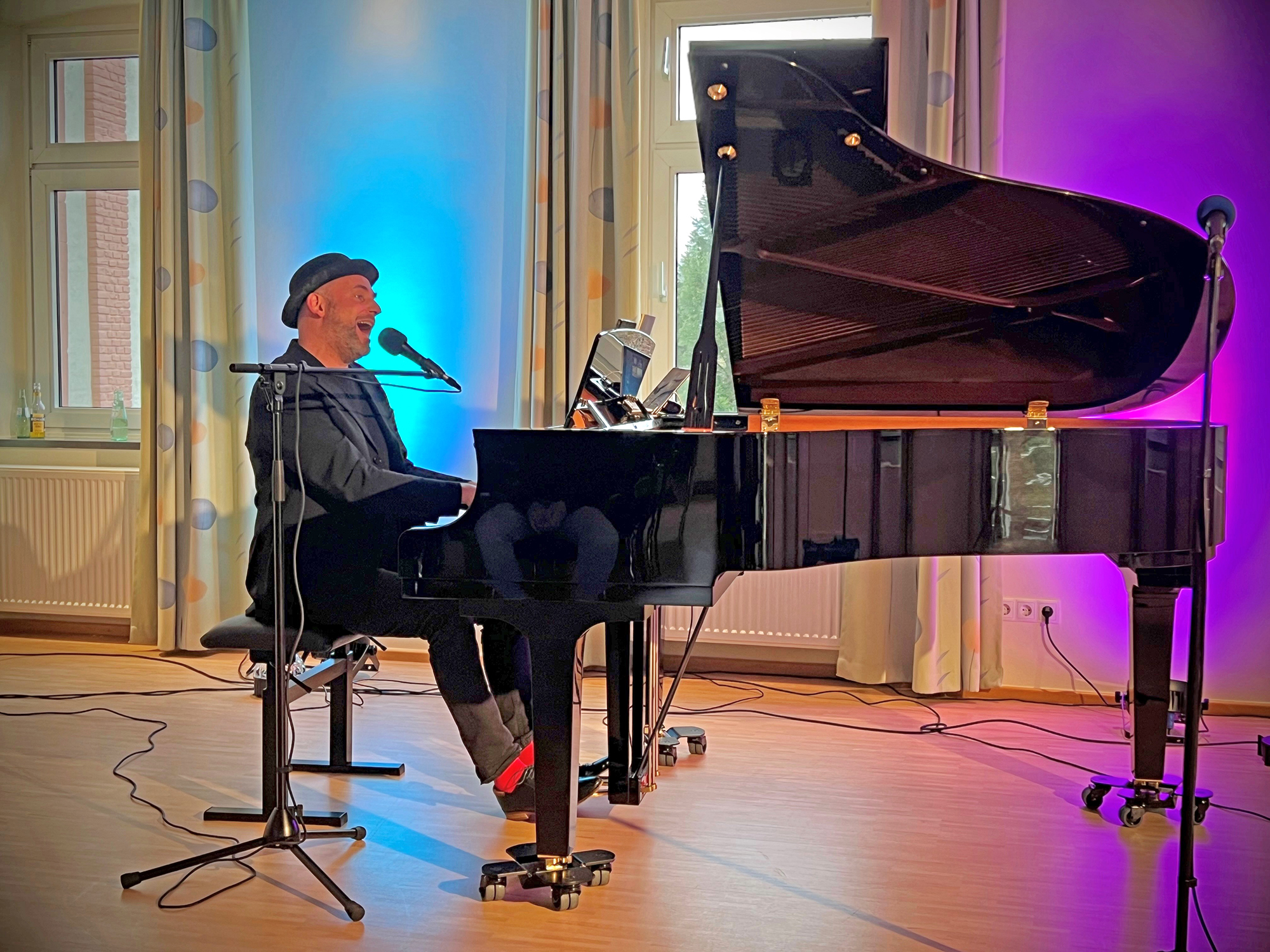 Holger Queck gestaltet das dritte Konzert in der Reihe „Kultur im Sinziger Schloss“. Foto: S. Repp