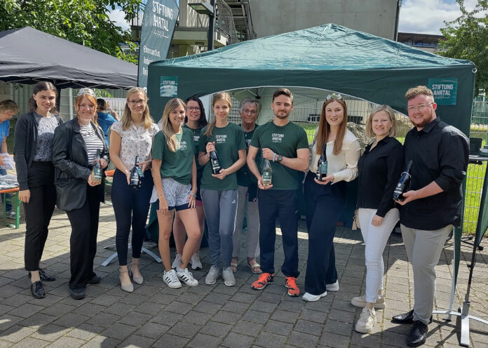 Team der Stiftung Ahrtal bei der VOR-TOUR der Hoffnung