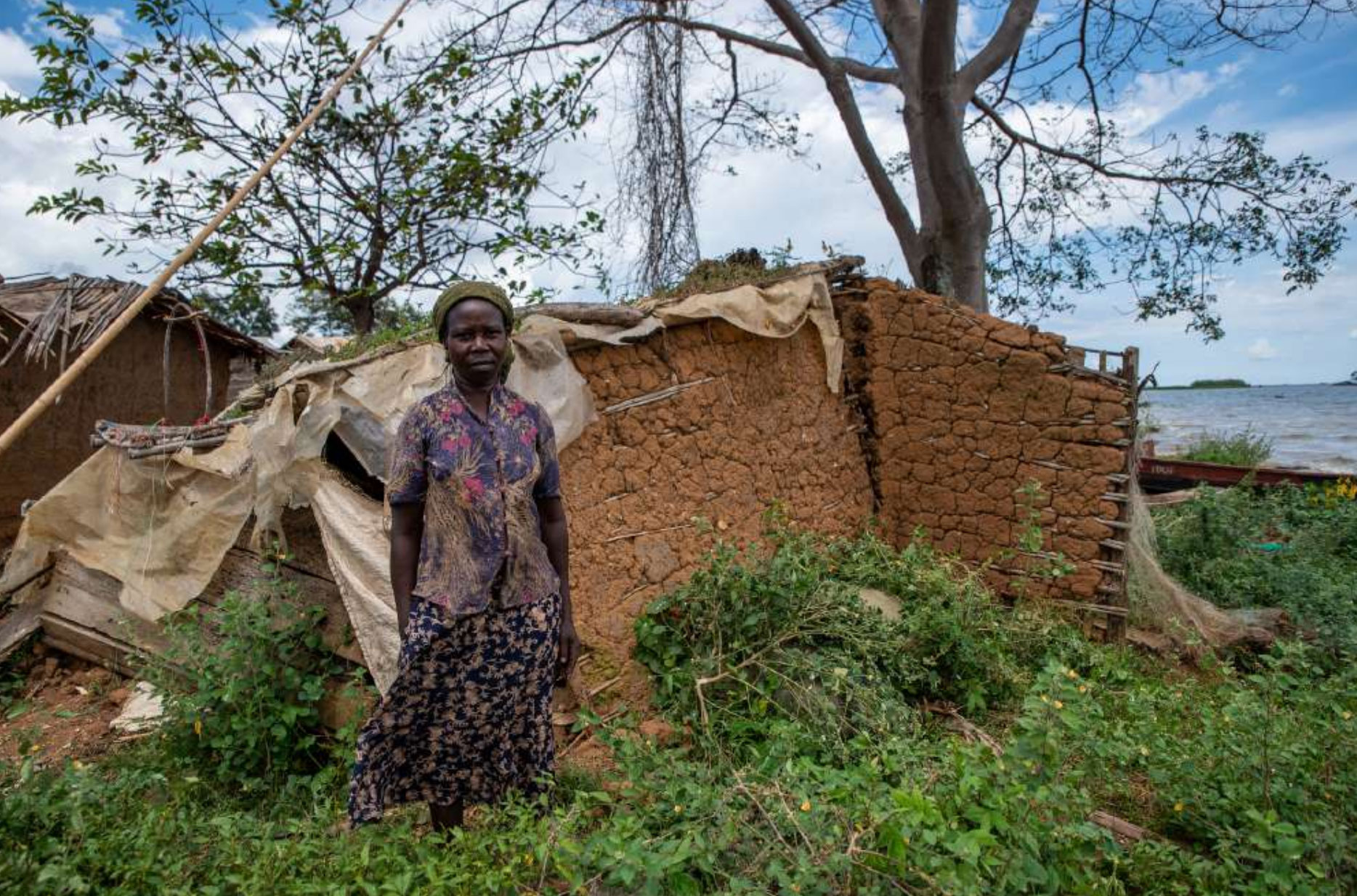 Bild von SlycanTrust; Fotograf Anthony Atiko, Uganda; Haus an der Küste Ugandas durch Starkregen und Überschwemmung zerstört