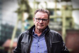 Wolfgang Kaes