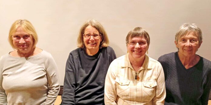 Waltraud Mertens, Silke Olesen, Karin Stumm und Walburga Greiner bilden das Leitungsteam (Bild Sabine Peter)