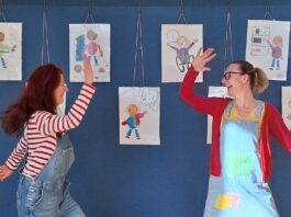 Mit viel Spaß brachten die beiden Schauspielerinnen den Kindern das Thema näher.