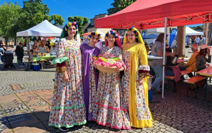 Bunt und vielfältig war das Angebot auf dem zweiten Sinziger Mitmach-Markt.