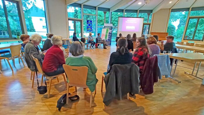 Workshop im evangelischen Gemeindehaus Remagen - Bild: Sabine Peter